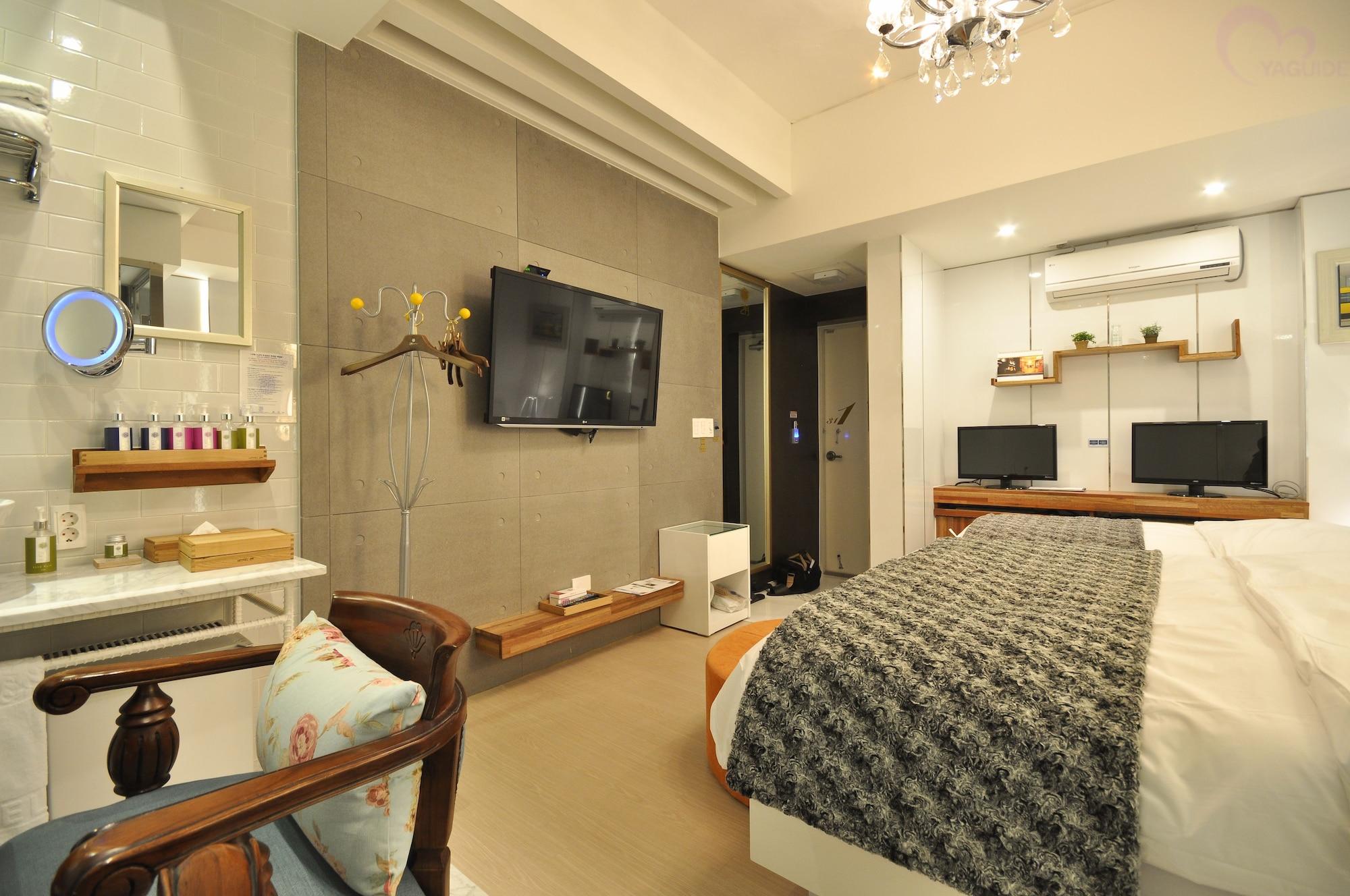 February Hotel Apsan Tegu Kültér fotó