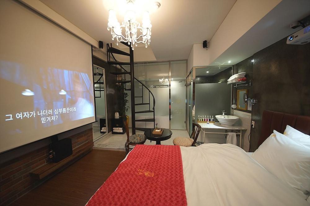 February Hotel Apsan Tegu Kültér fotó