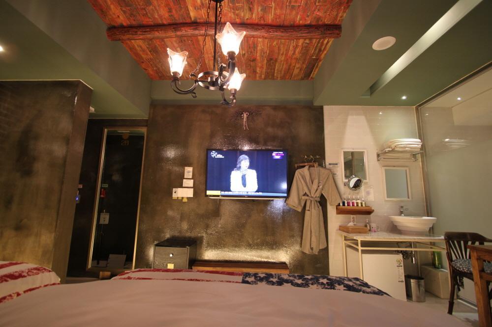 February Hotel Apsan Tegu Kültér fotó